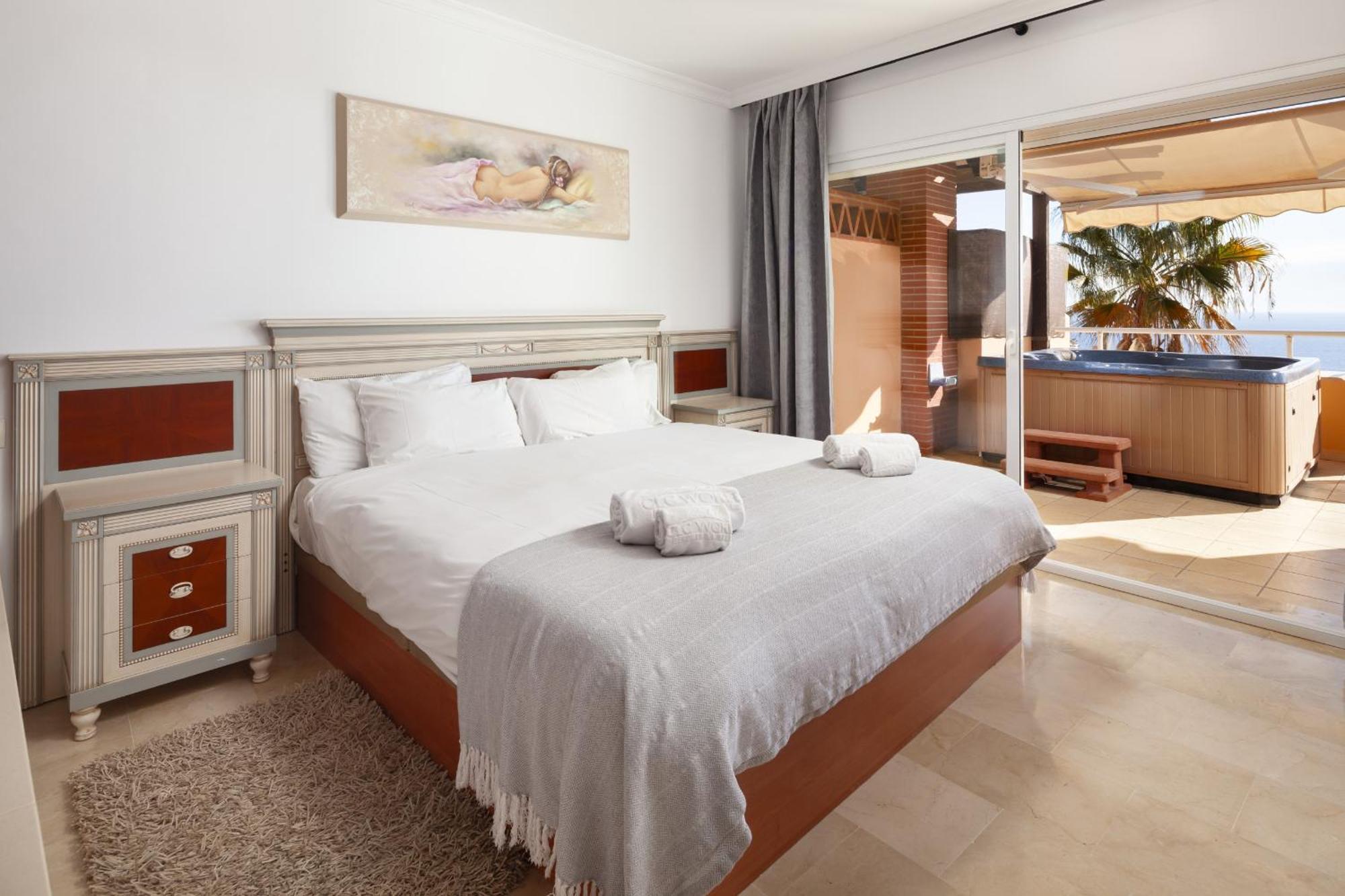 Malibu Mansions By The Beach By Alfresco Stays El Faro Bagian luar foto