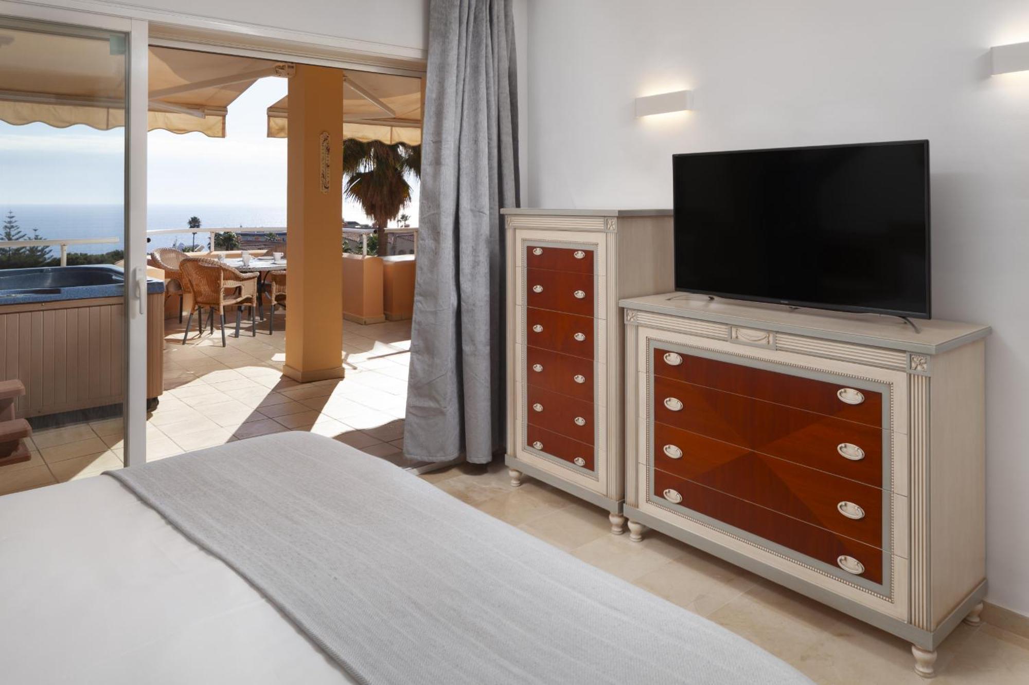 Malibu Mansions By The Beach By Alfresco Stays El Faro Bagian luar foto